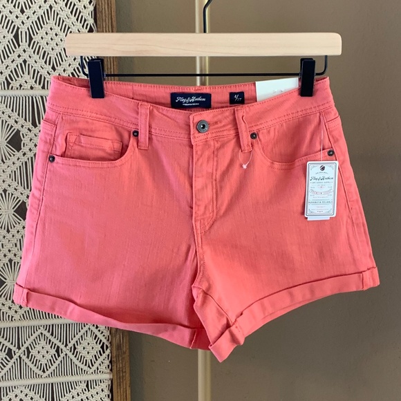 Flag & Anthem High Rise Cuffed Denim Shorts Dark Coral Size 4/27 NWT - Picture 1 of 10